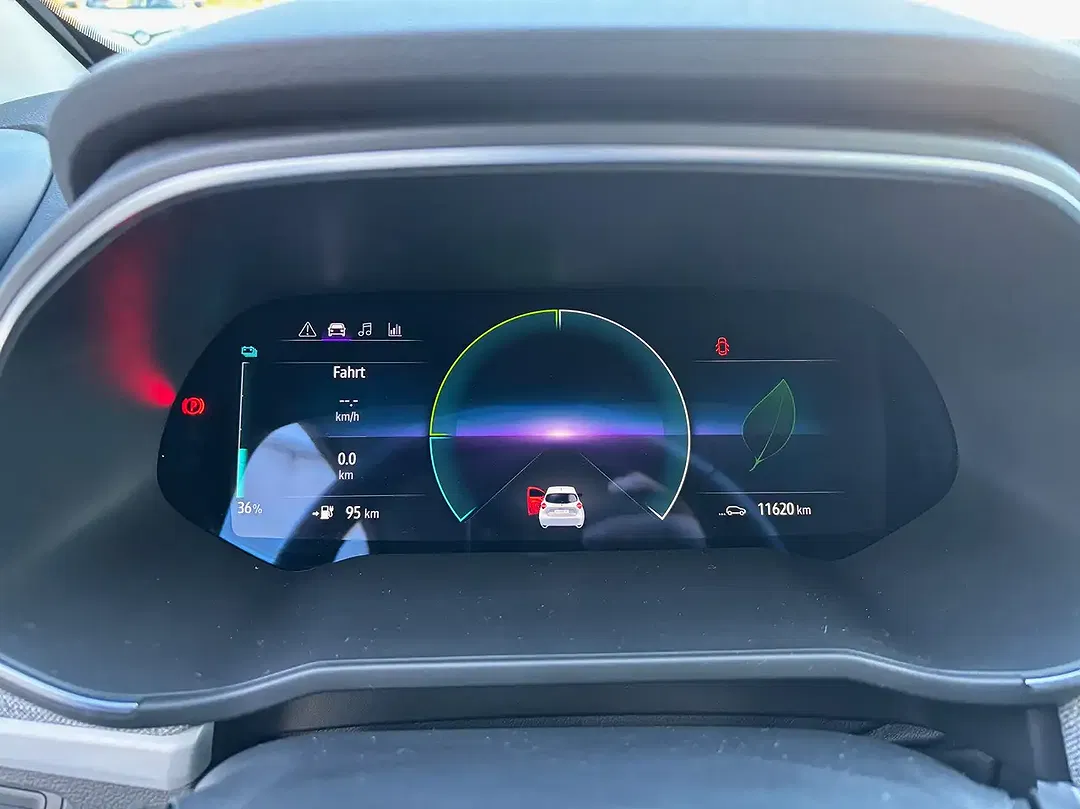Renault ZOE - Thumbnail 10