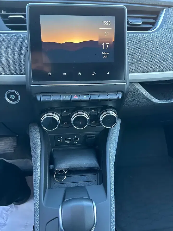 Renault ZOE - Thumbnail 11