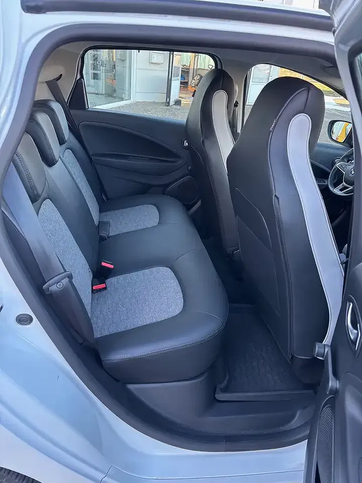 Renault ZOE - Thumbnail 13