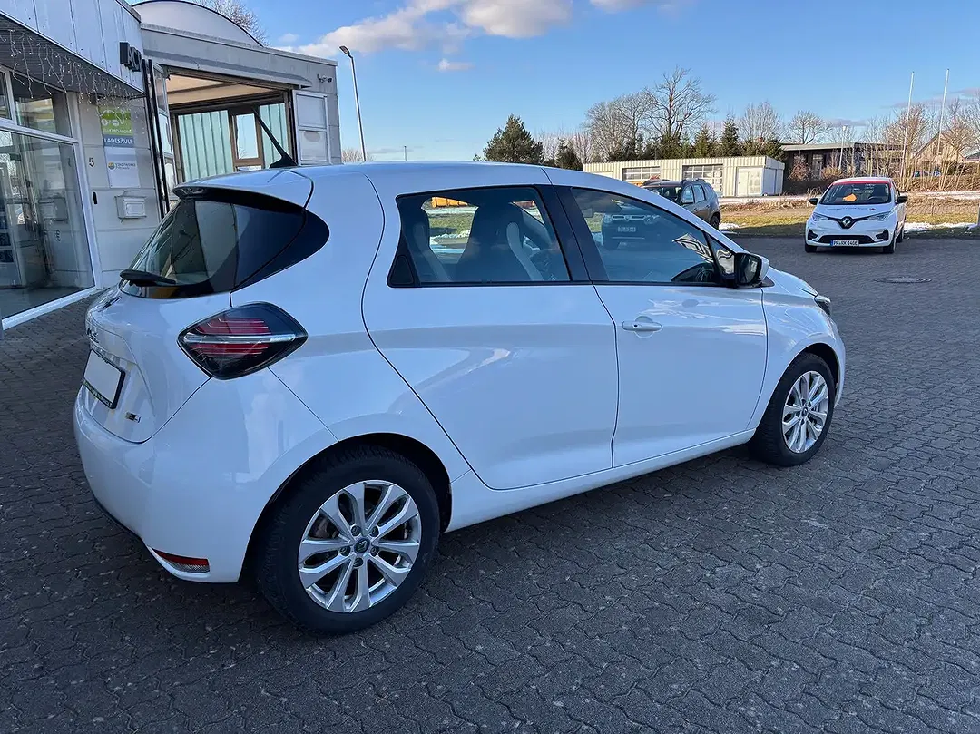 Renault ZOE - Thumbnail 5