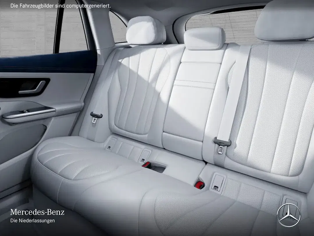 Mercedes-Benz EQE SUV - Thumbnail 12