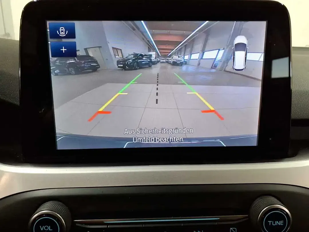 Ford Focus - Thumbnail 13