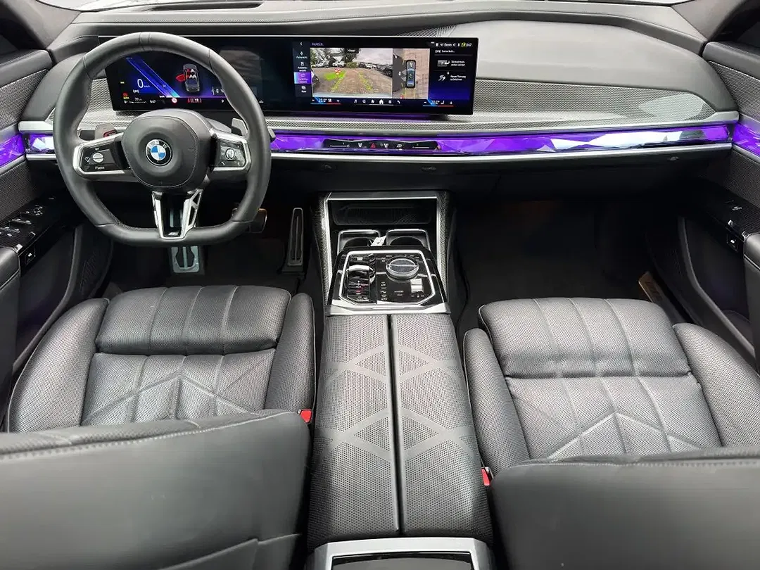 BMW 740 - Thumbnail 13