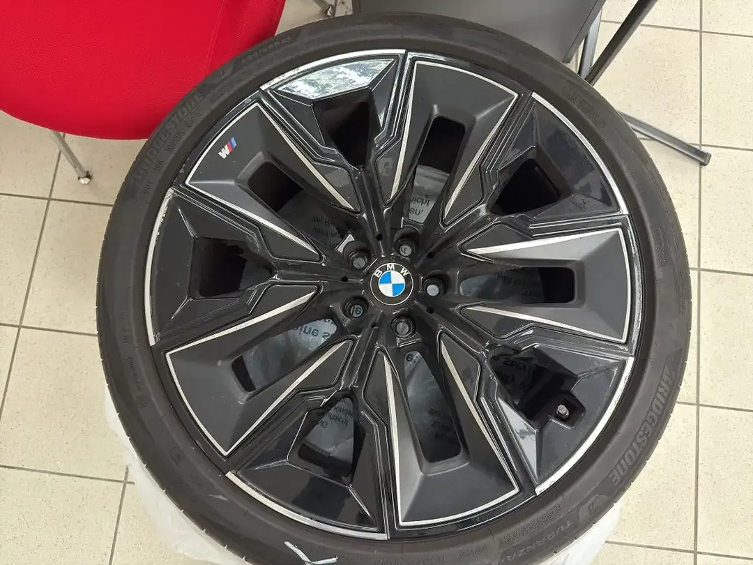 BMW 740 xDrive - foto 20