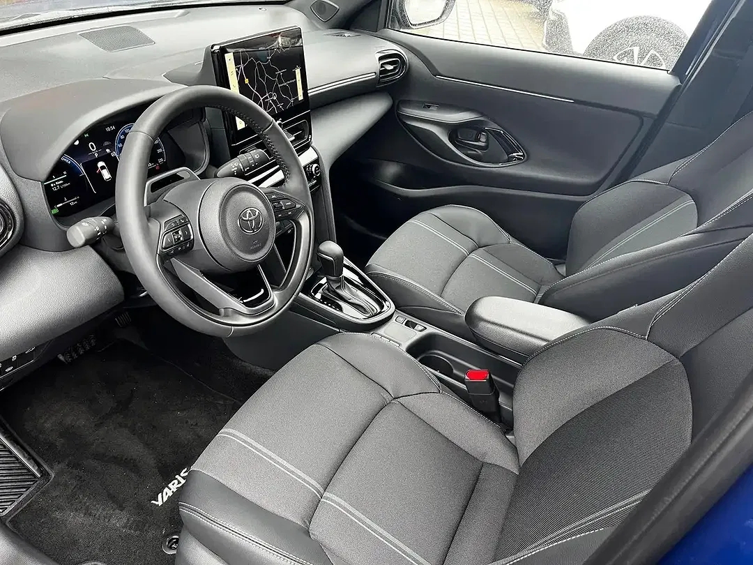 Toyota Yaris Cross - Thumbnail 8