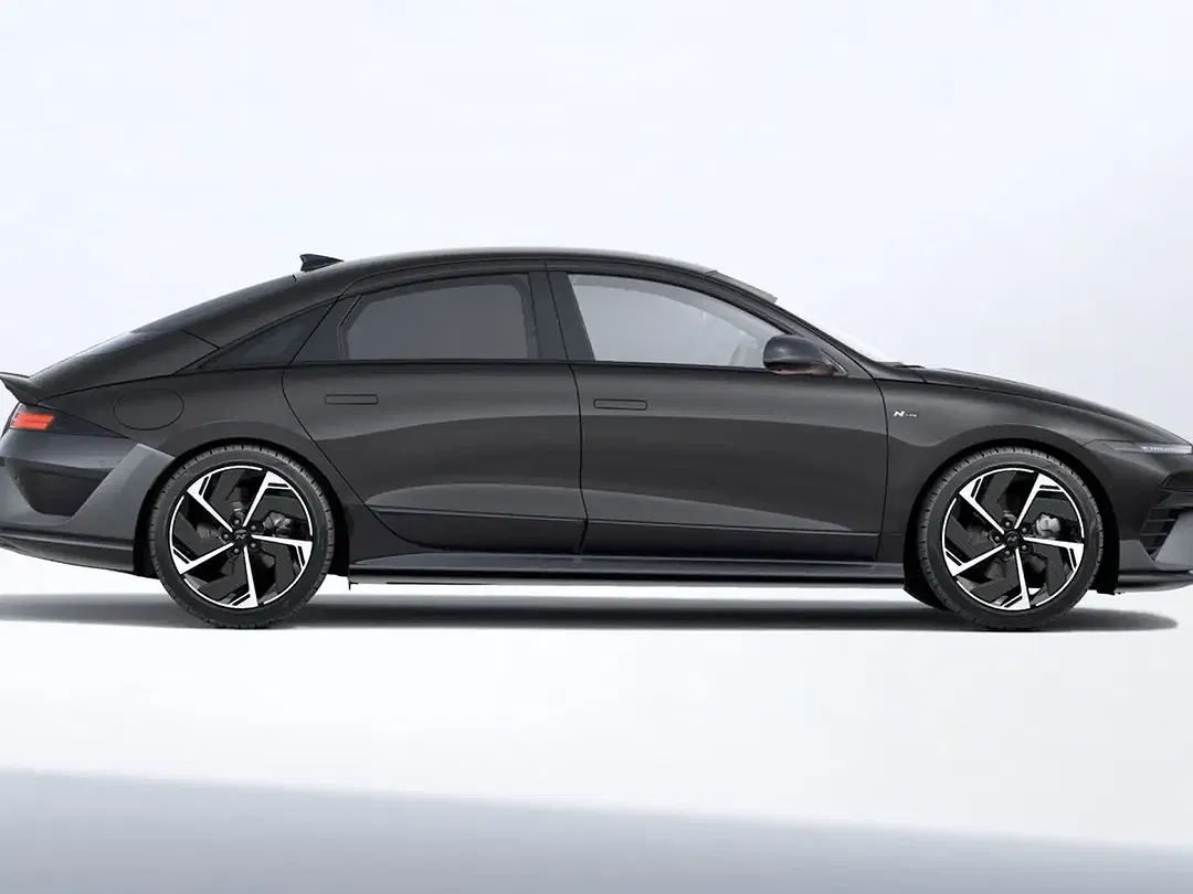 Hyundai IONIQ 6 - Thumbnail 6