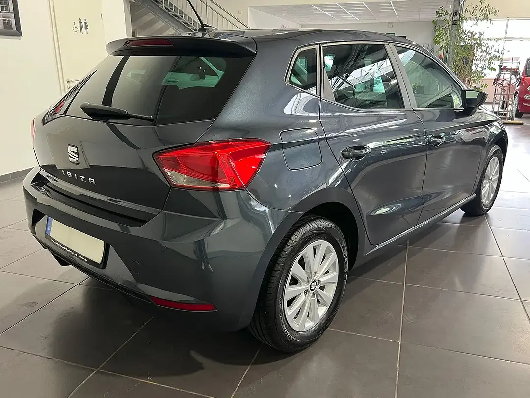 SEAT Ibiza - Thumbnail 4