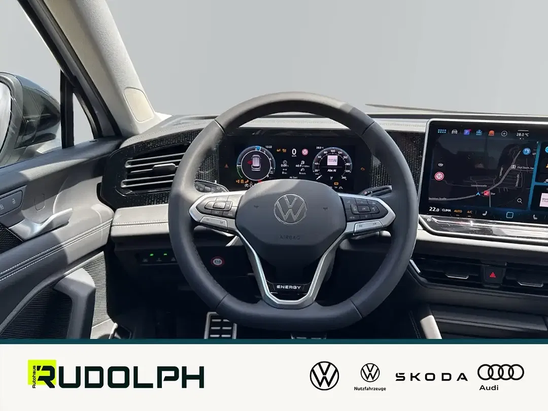 Volkswagen Tiguan - Thumbnail 14