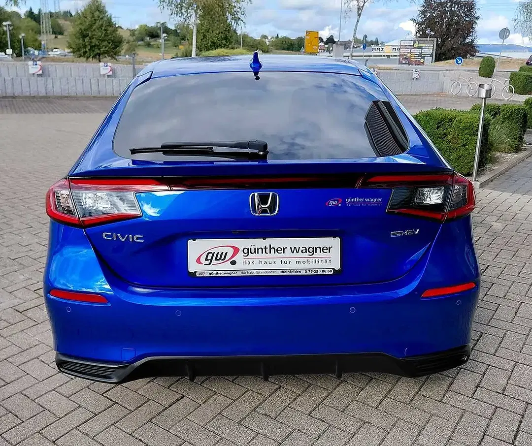 Honda Civic - Thumbnail 5