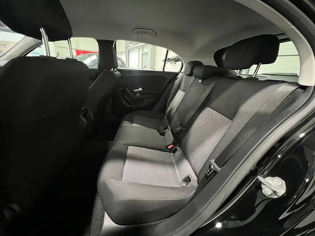 Mercedes-Benz A 180 - Thumbnail 14