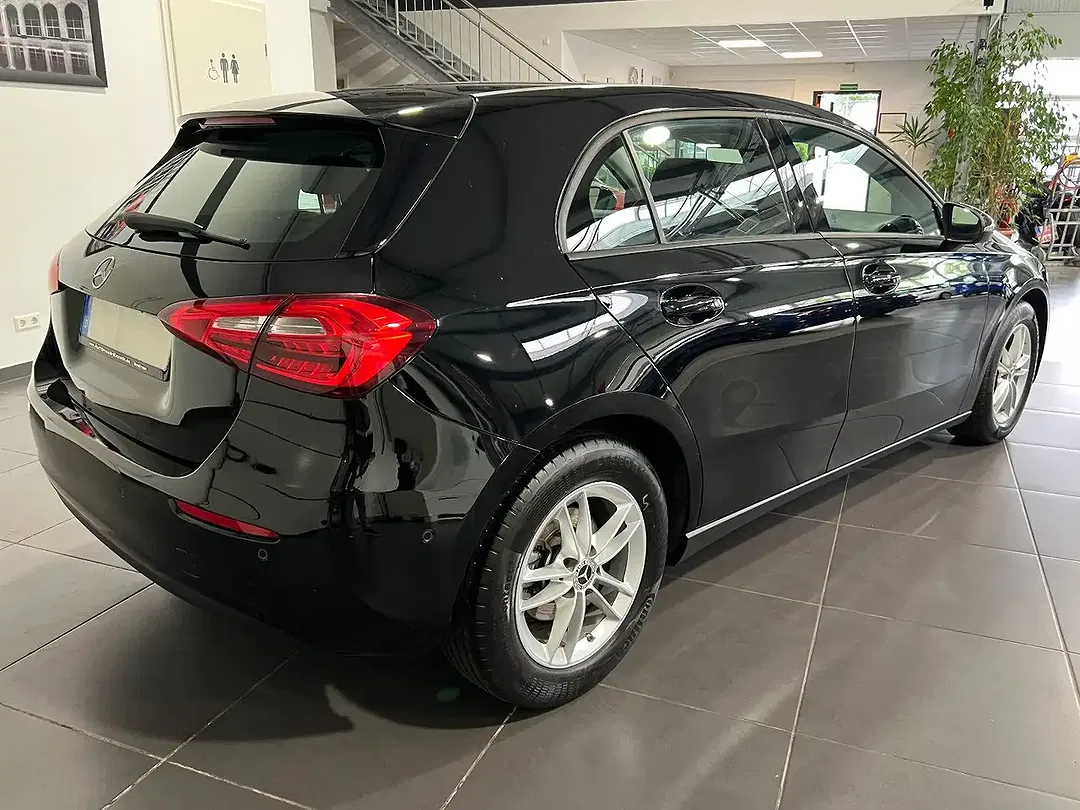 Mercedes-Benz A 180 - Thumbnail 6