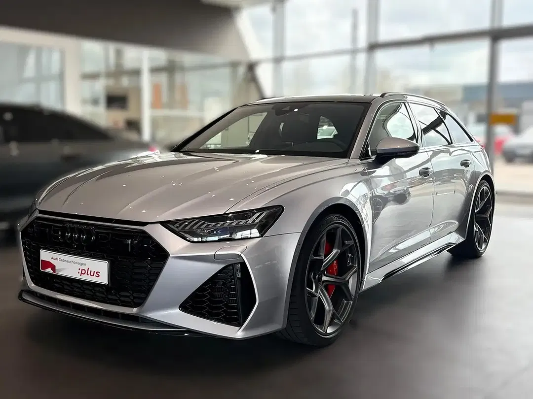 Audi RS6 - Thumbnail 3