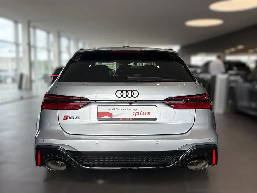 Audi RS6 - Thumbnail 7