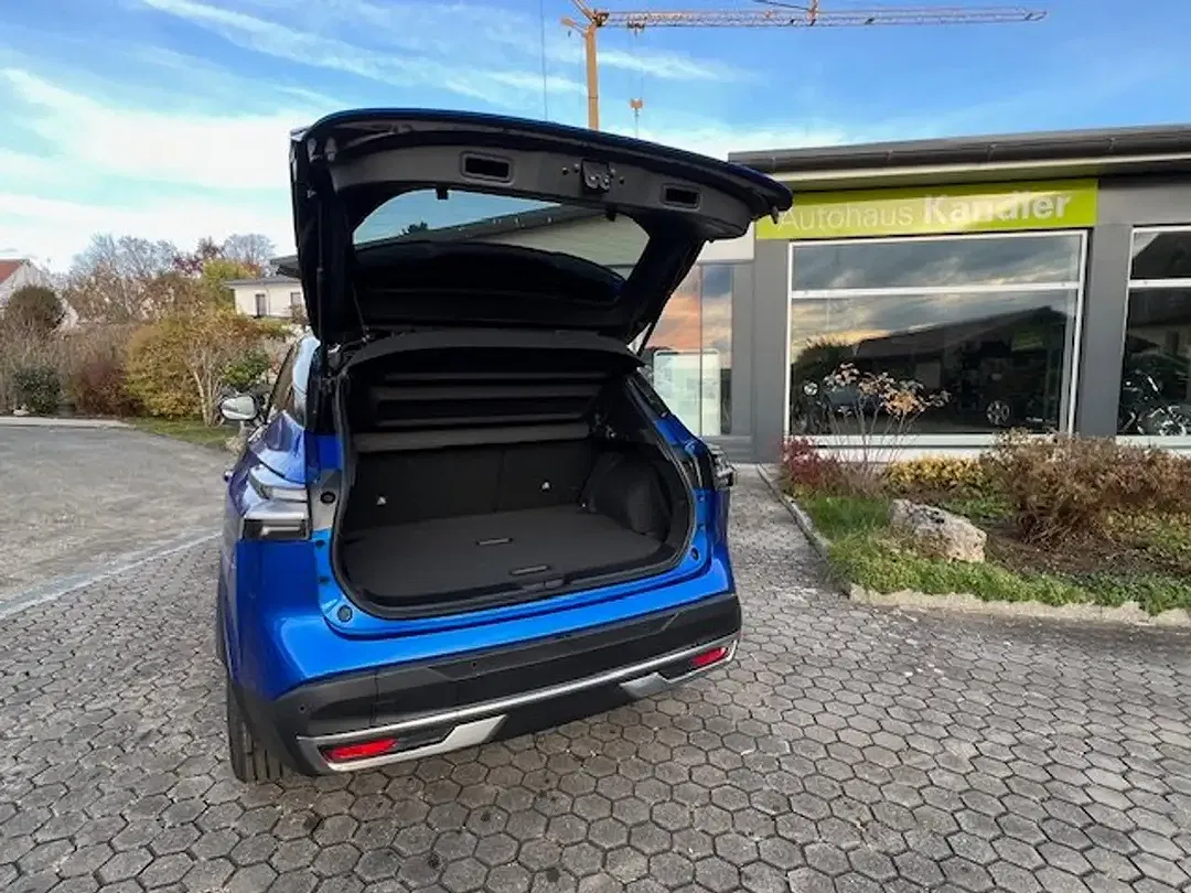 Nissan Qashqai - Thumbnail 4