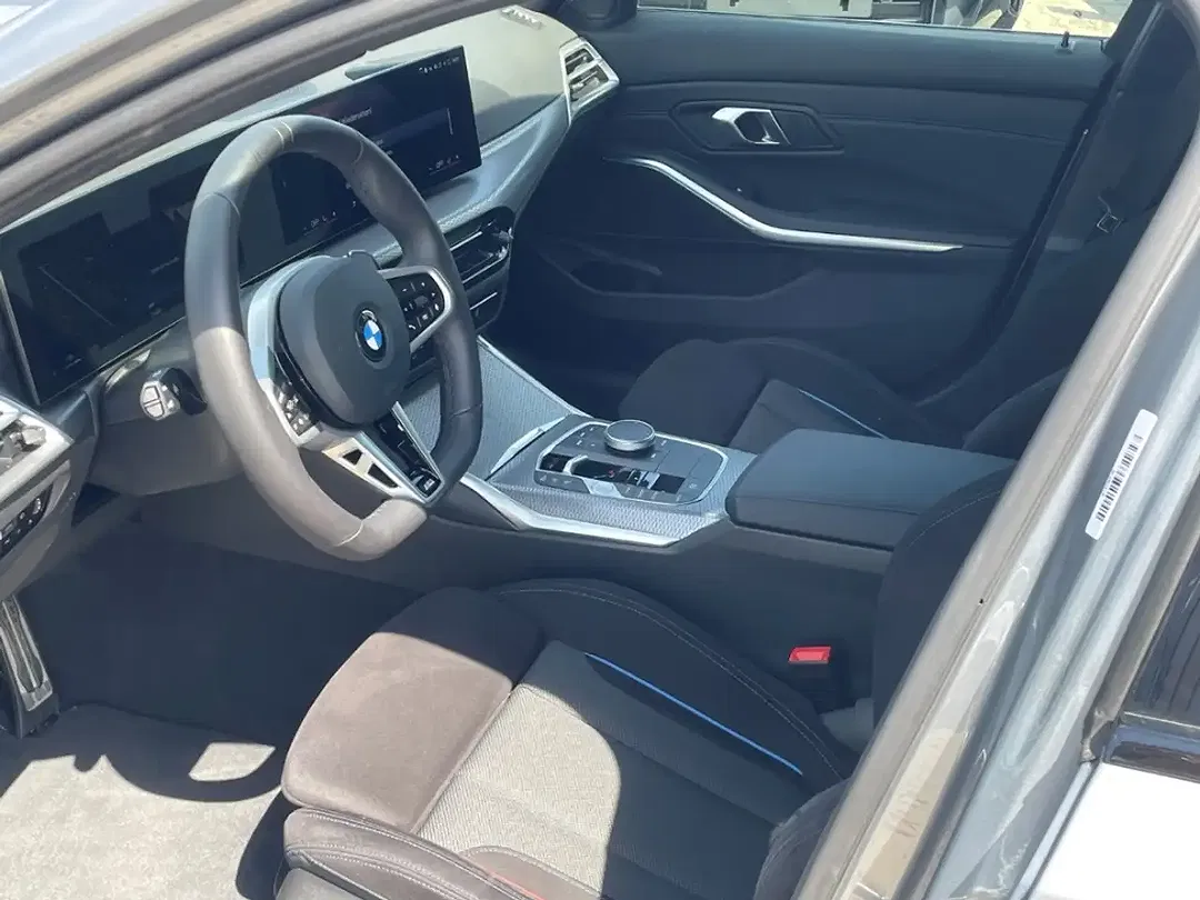 BMW 320 - Thumbnail 7