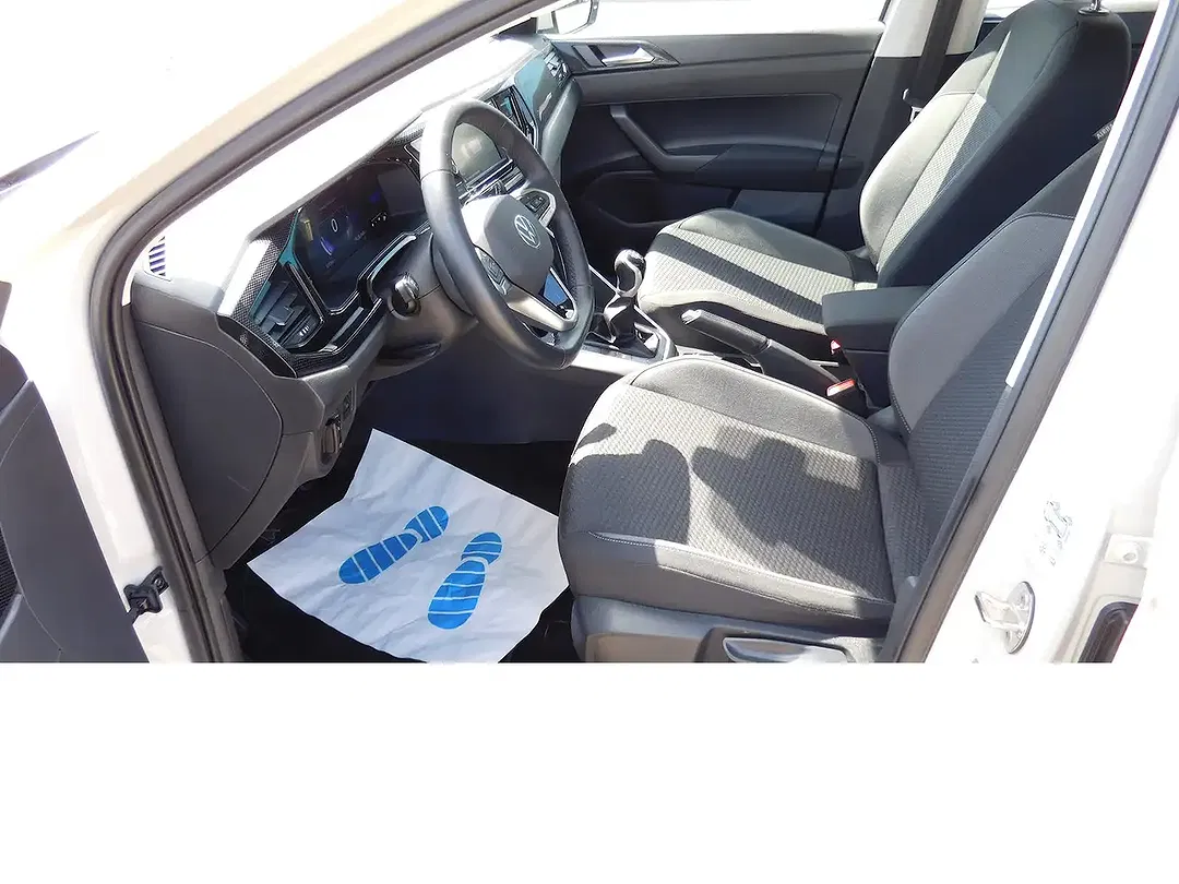 Volkswagen Polo - Thumbnail 11