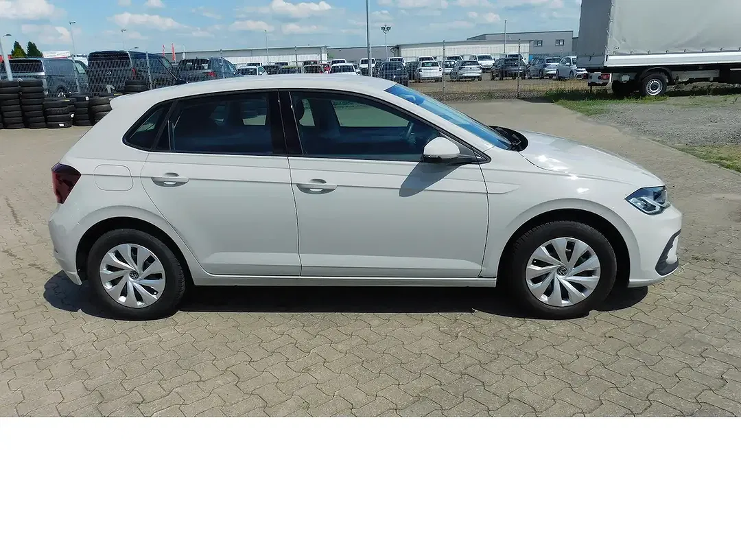 Volkswagen Polo - Thumbnail 2