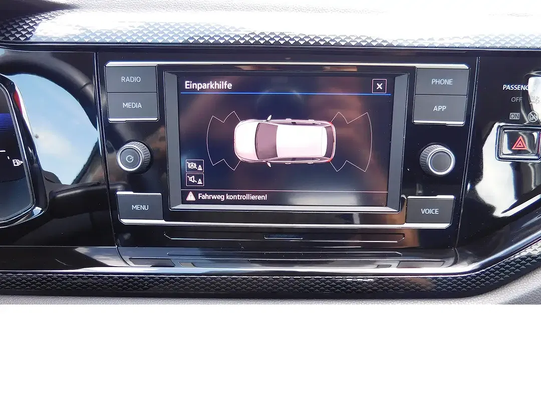Volkswagen Polo - Thumbnail 6