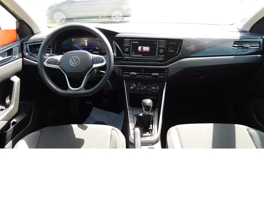 Volkswagen Polo - Thumbnail 9