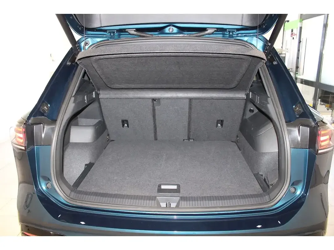 Volkswagen Tiguan - Thumbnail 5