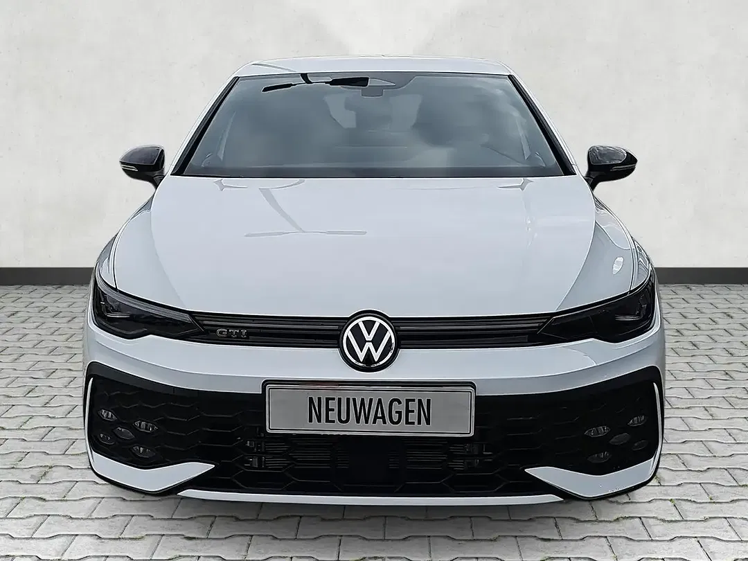 Volkswagen Golf GTI - Thumbnail 2