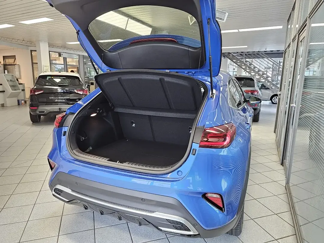 Kia XCeed - Thumbnail 3