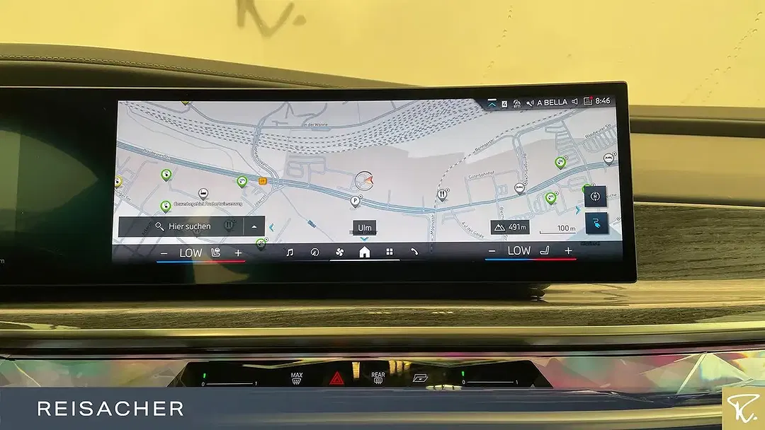 BMW i7 - Thumbnail 12