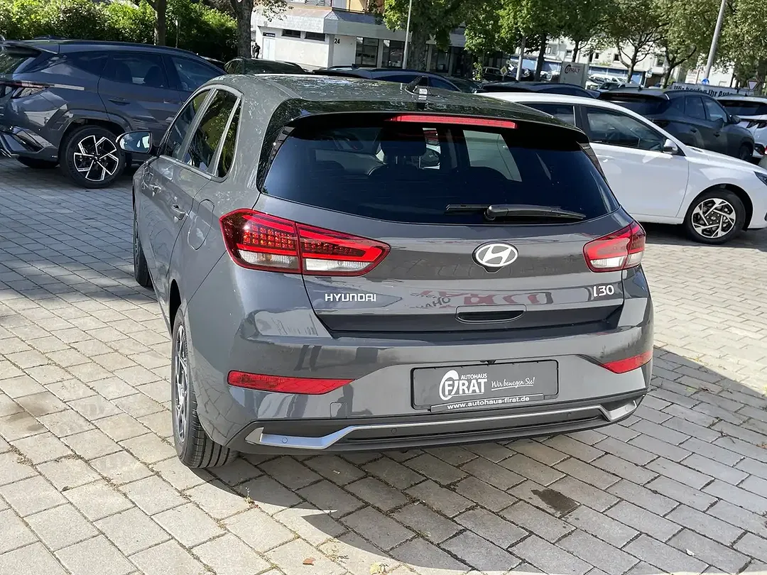 Hyundai i30 - Thumbnail 8