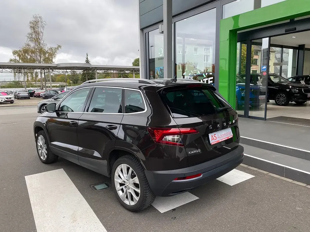 Skoda Karoq - Thumbnail 5