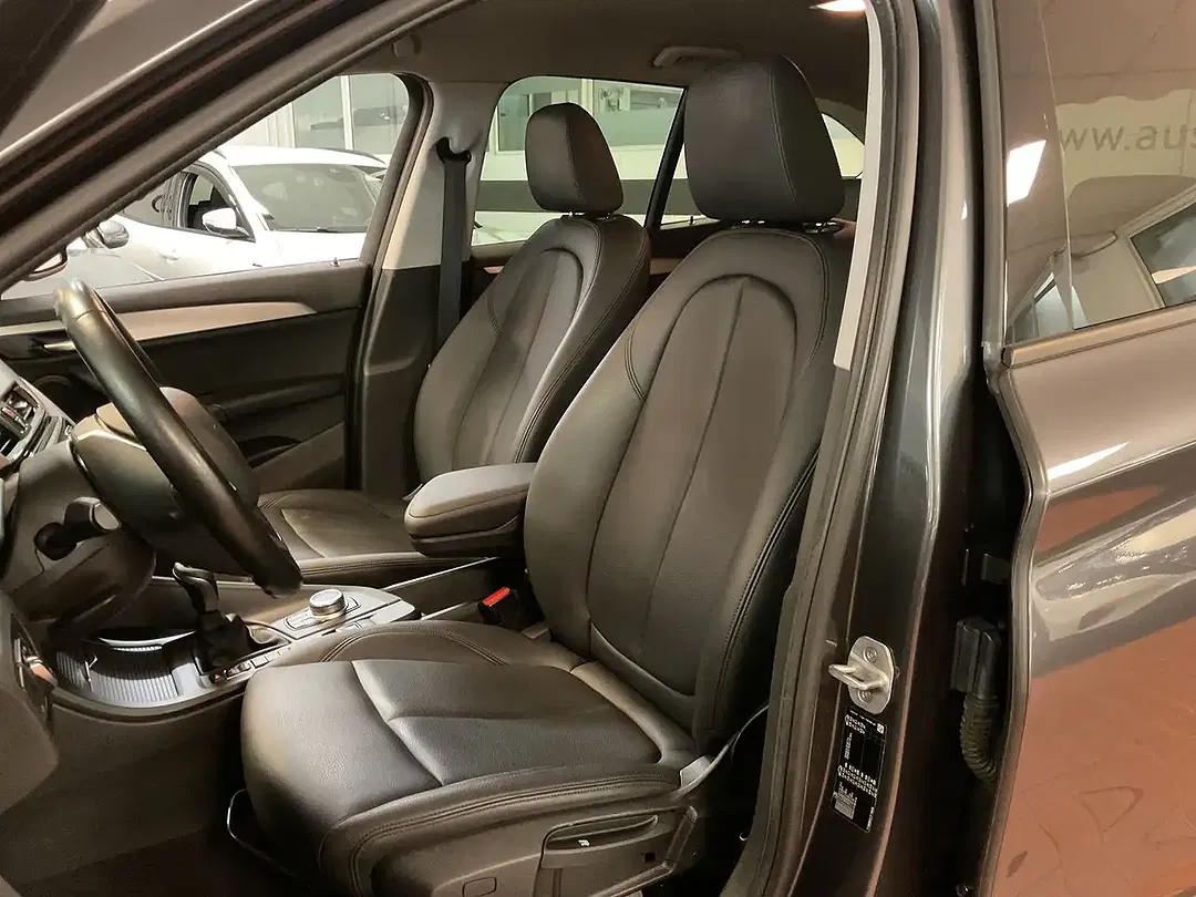 BMW X1 - Thumbnail 11