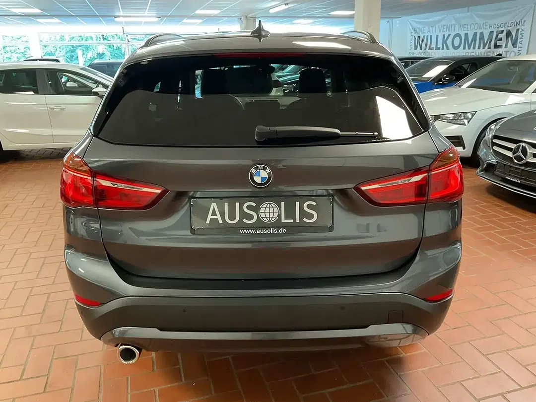 BMW X1 - Thumbnail 8