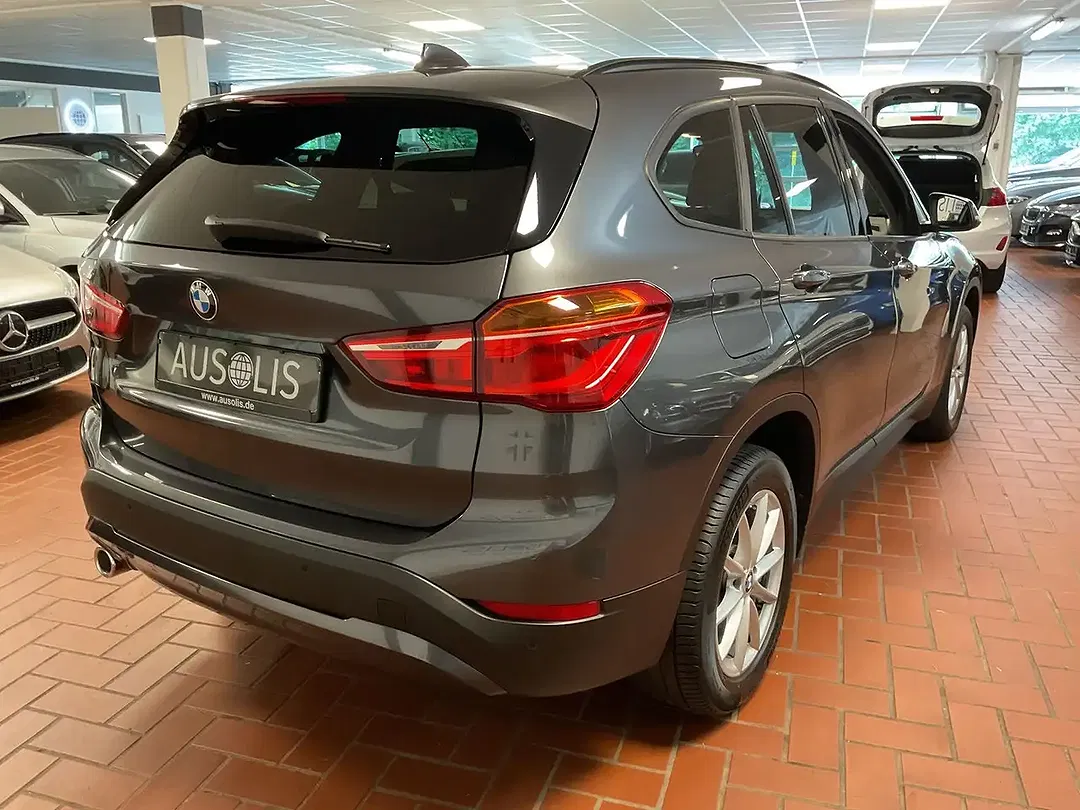 BMW X1 - Thumbnail 9