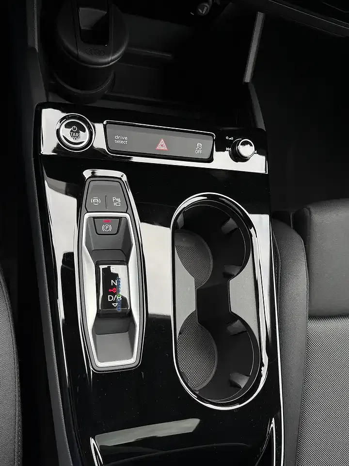 Audi Q6 e-tron - Thumbnail 14