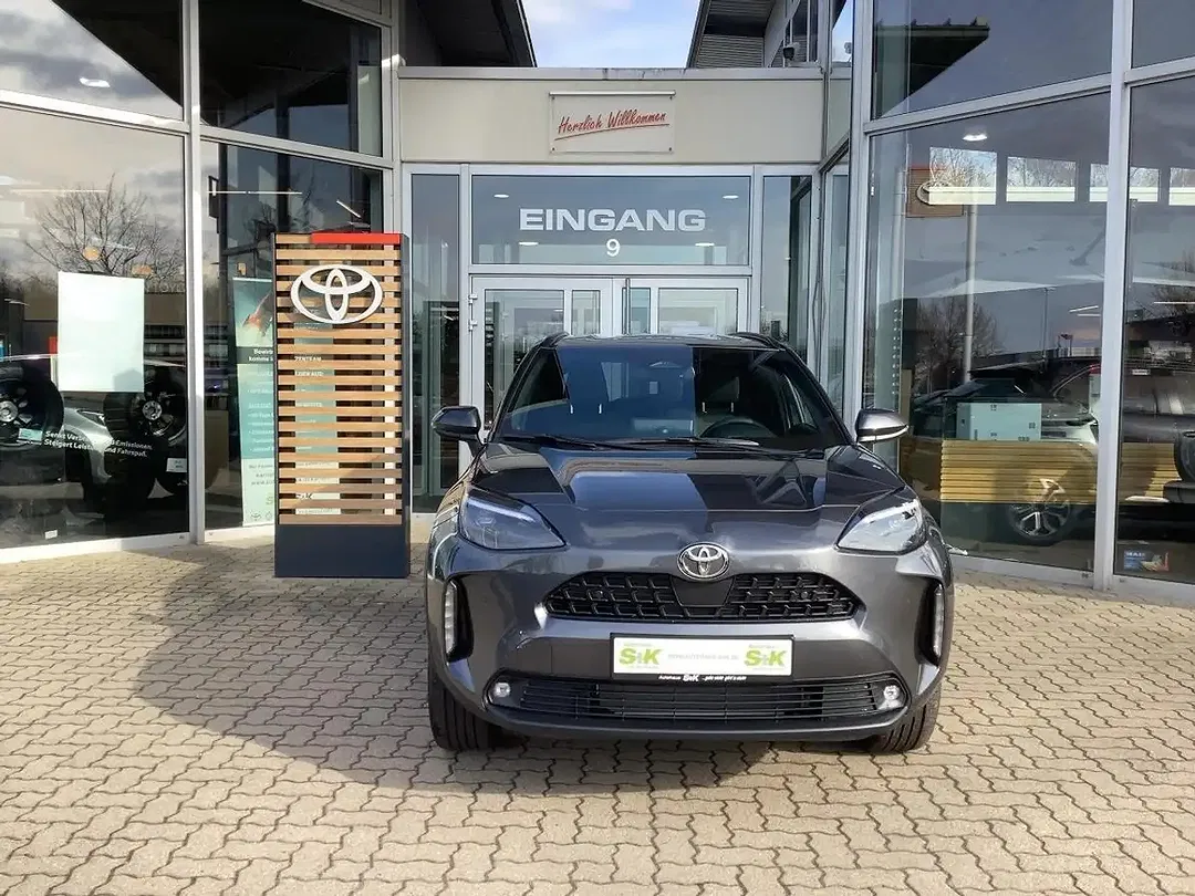 Toyota Yaris Cross - Thumbnail 6