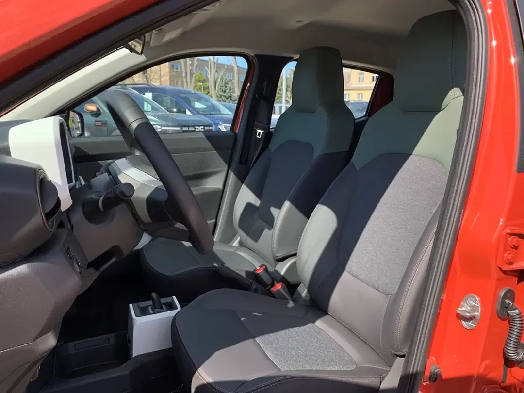 Dacia Spring - Thumbnail 9