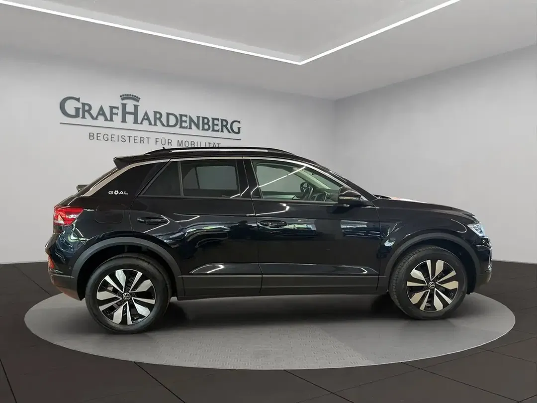 Volkswagen T-Roc - Thumbnail 7