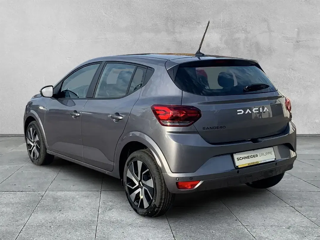 Dacia Sandero - Thumbnail 3