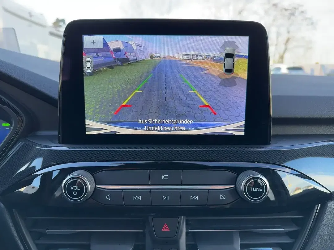 Ford Kuga - Thumbnail 10