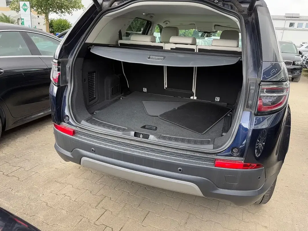 Land Rover Discovery Sport - Thumbnail 5