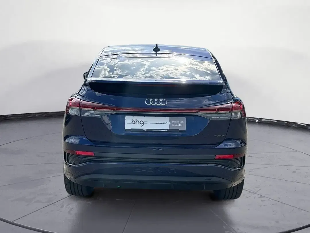 Audi Q4 e-tron - Thumbnail 4