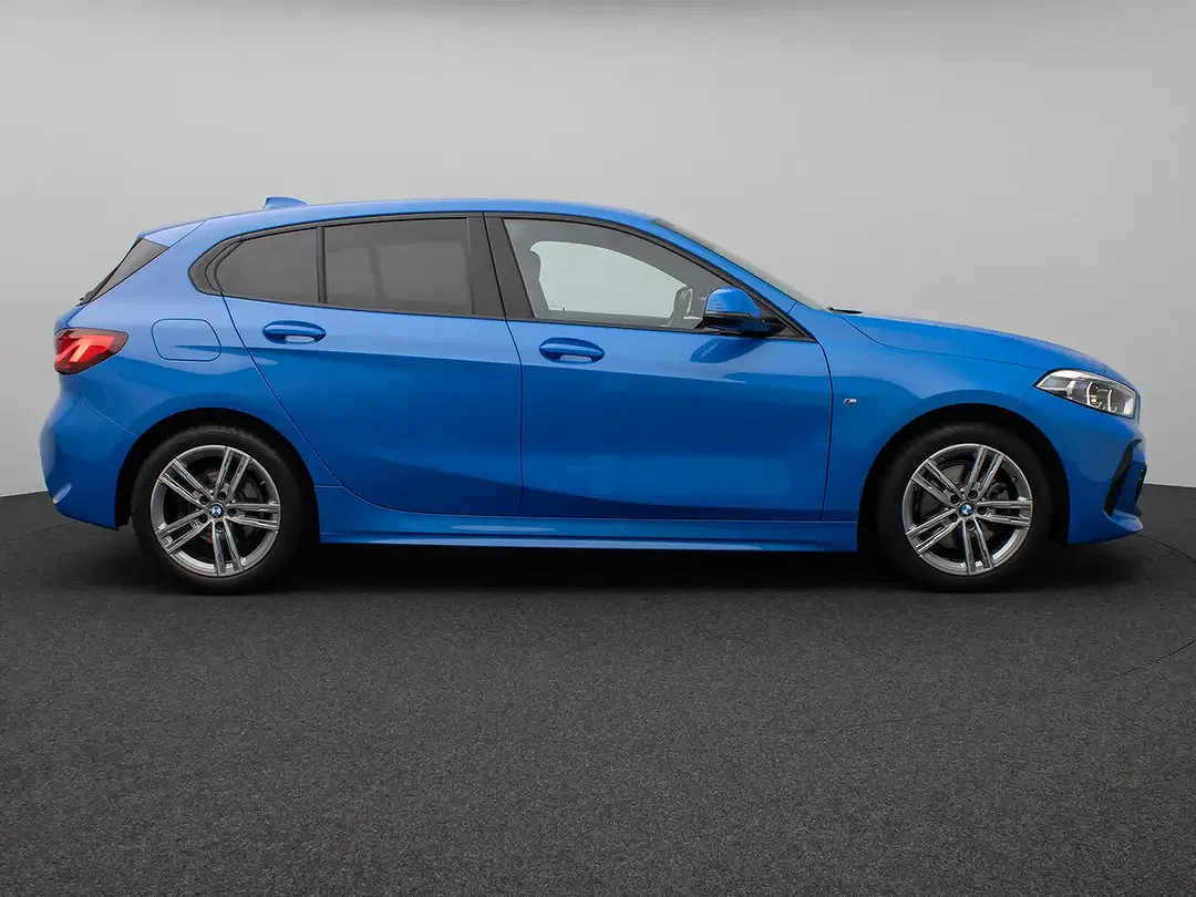 BMW 118 - Thumbnail 4