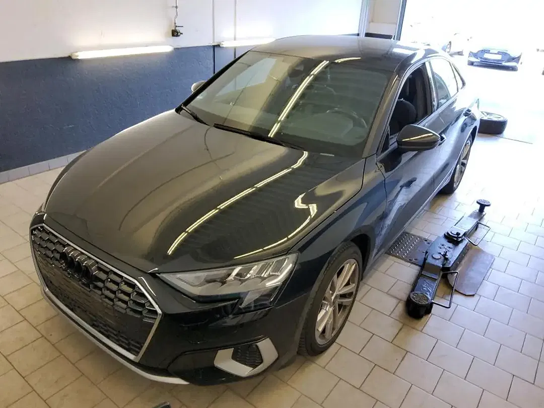 Audi A3 - Thumbnail 1