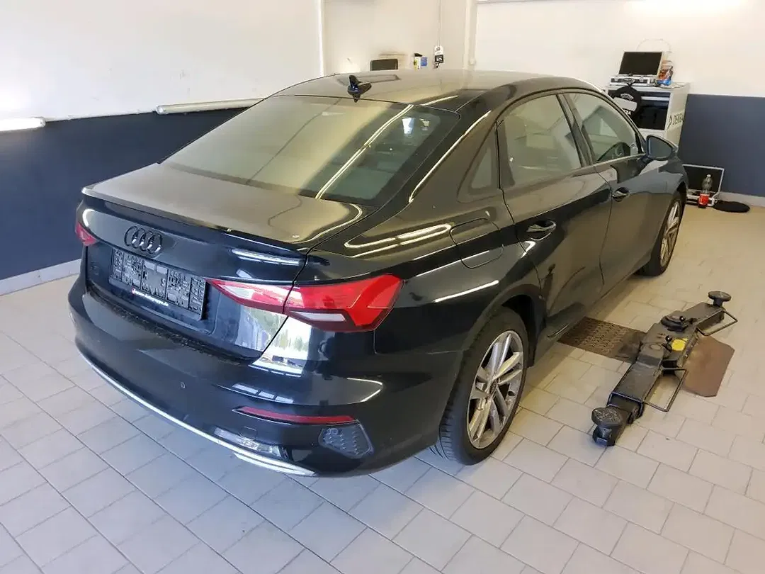 Audi A3 - Thumbnail 2