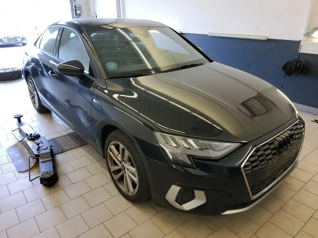 Audi A3 - Thumbnail 3