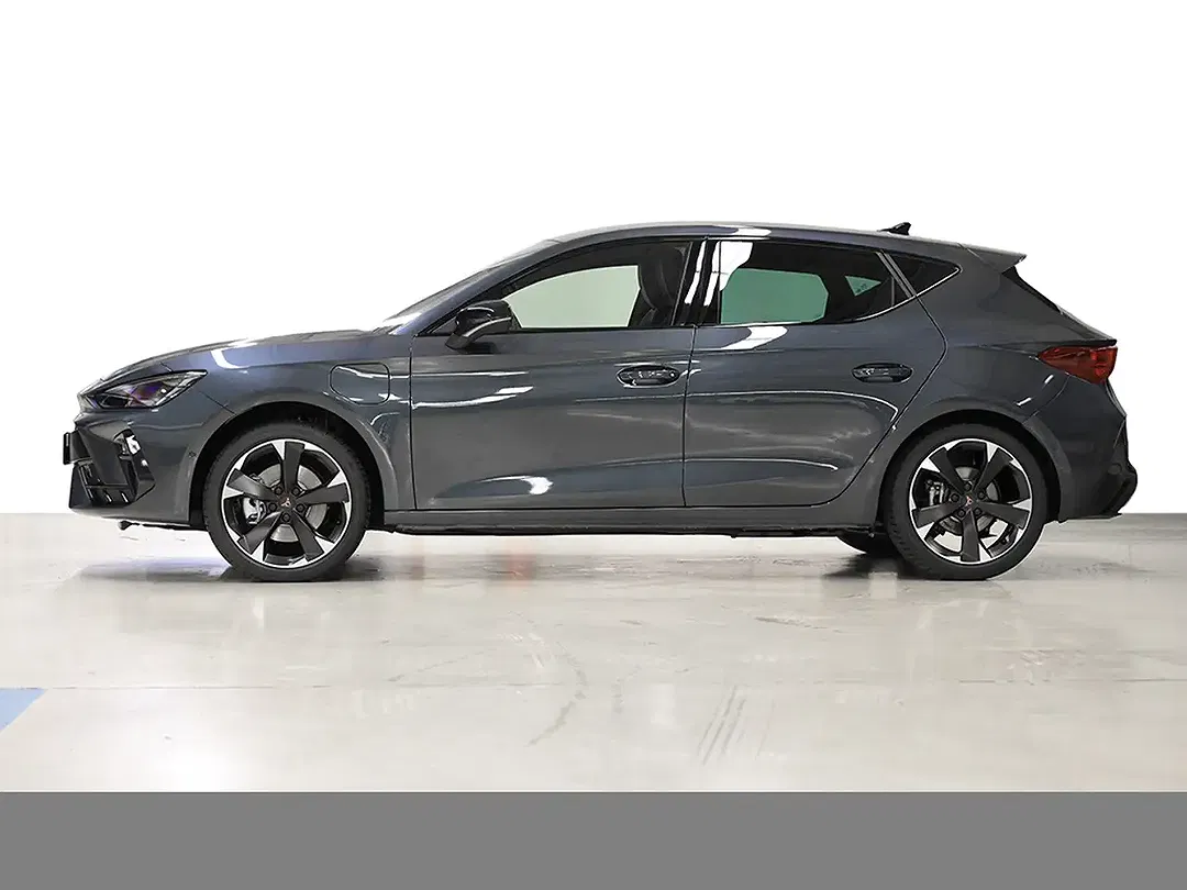 CUPRA Leon - Thumbnail 3
