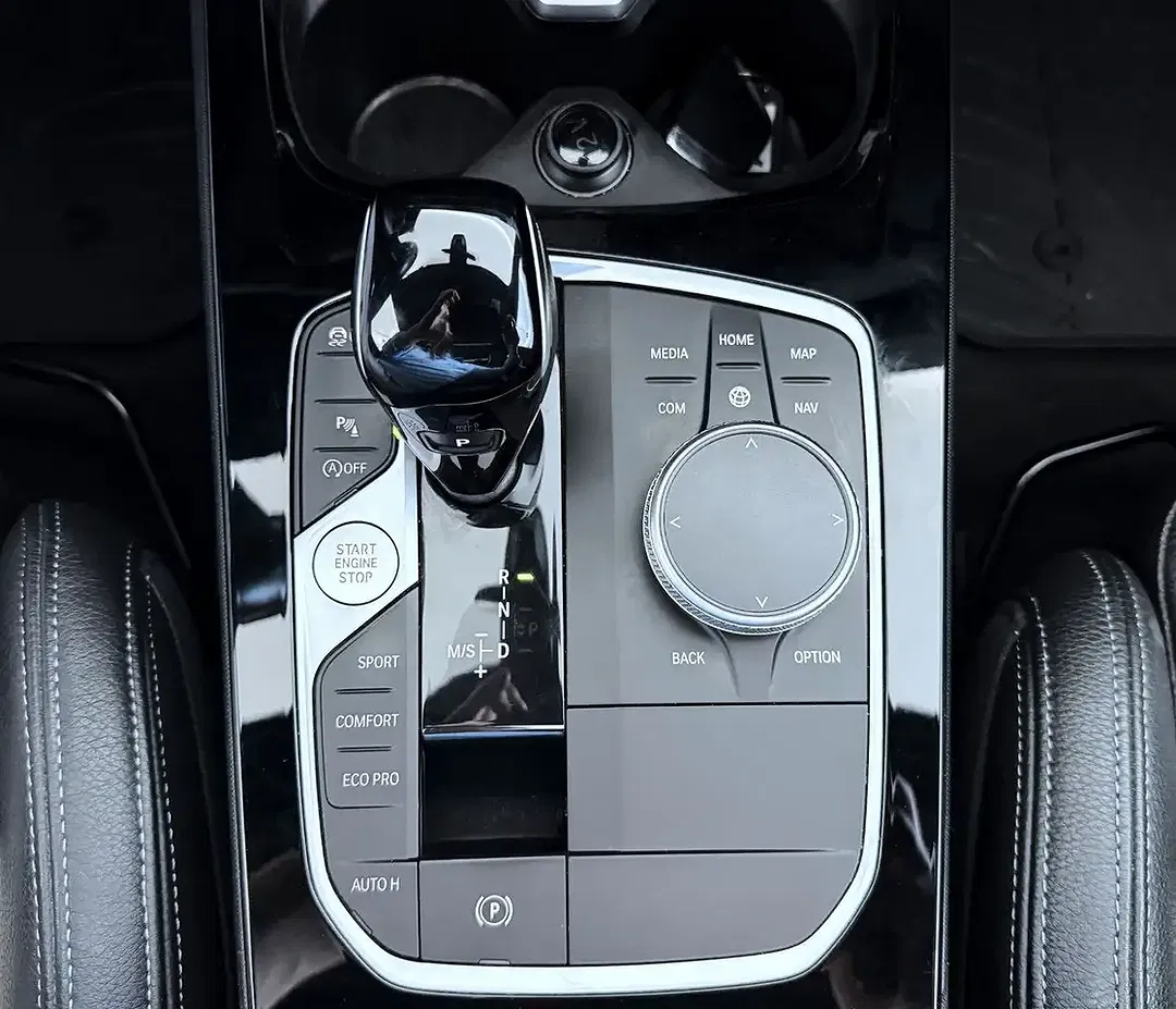 BMW 118 - Thumbnail 13