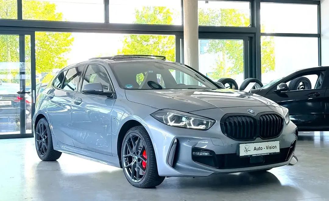 BMW 118 - Thumbnail 4