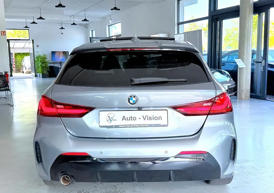 BMW 118 - Thumbnail 6