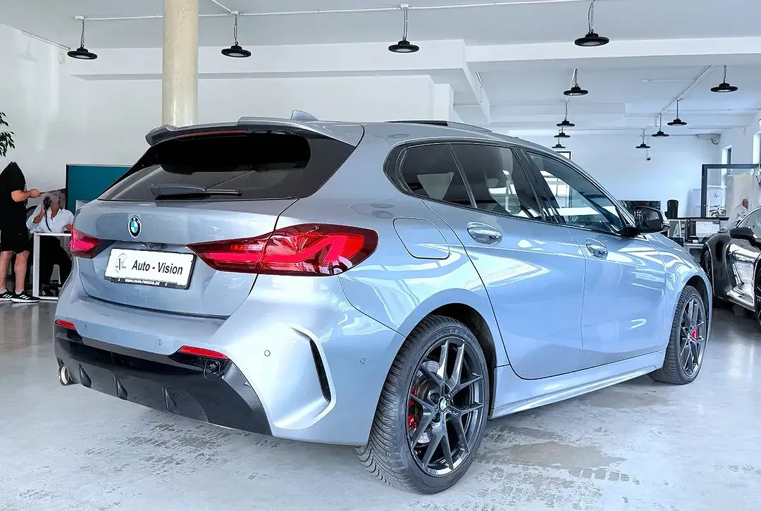 BMW 118 - Thumbnail 7