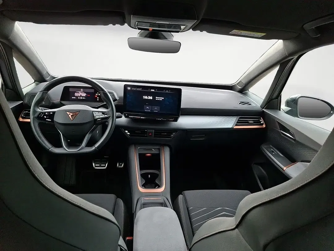 CUPRA Born - Thumbnail 11